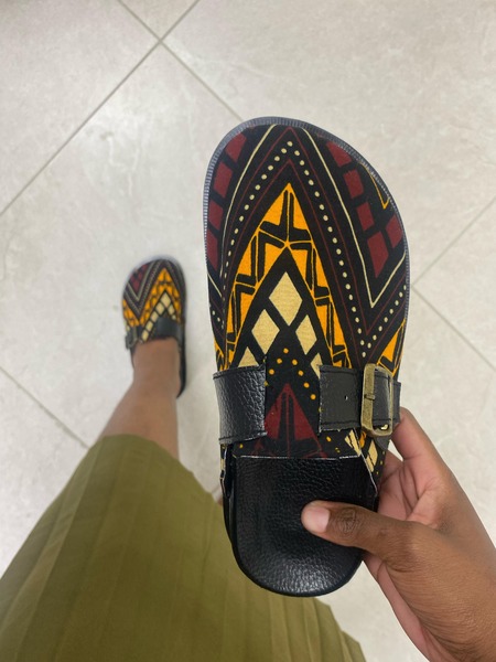 Cossen Ankara-Inspired Artisan Black Mule