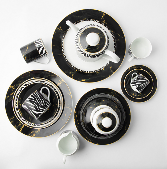 JENNA CLIFFORD – Serengeti Oval Platter
