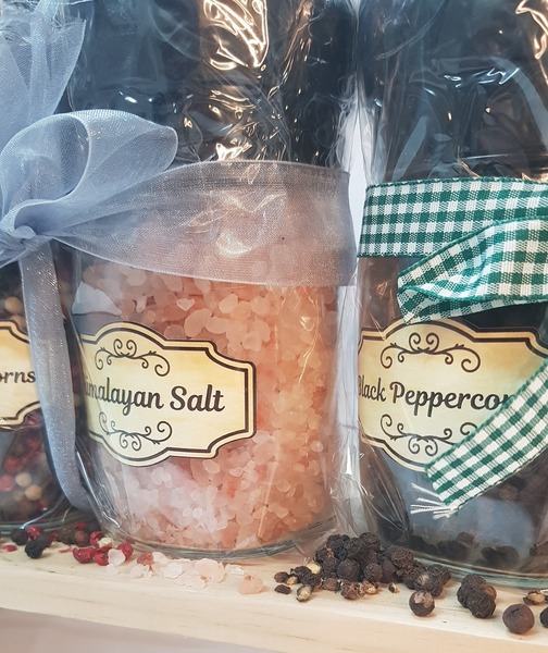 Black Peppercorns & Himalyan salt