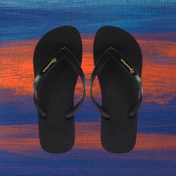 Ipanema ~ Boys Flip Flops ~ Black (Sizes 9, 10/11, 12/13, 1/2, 3)
