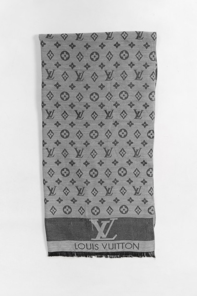 Pre-Owned Louis Vuitton Grey Cashmere Scarf