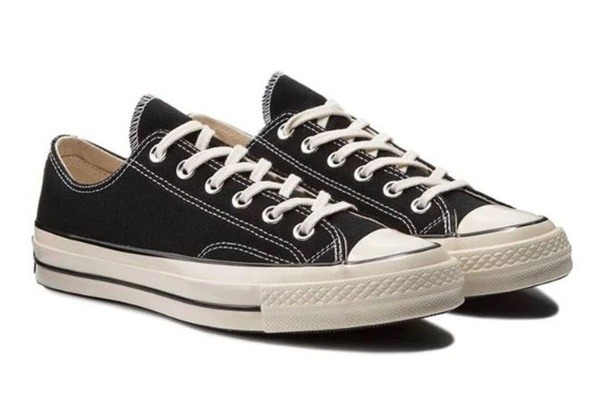 Converse Chuck 70 OX Low-Top in Black