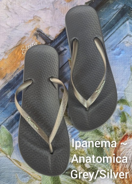 Ipanema - Anatomica Flip Flops - Grey/Silver (Sizes 4, 5, 6, 7, 8, 9 )