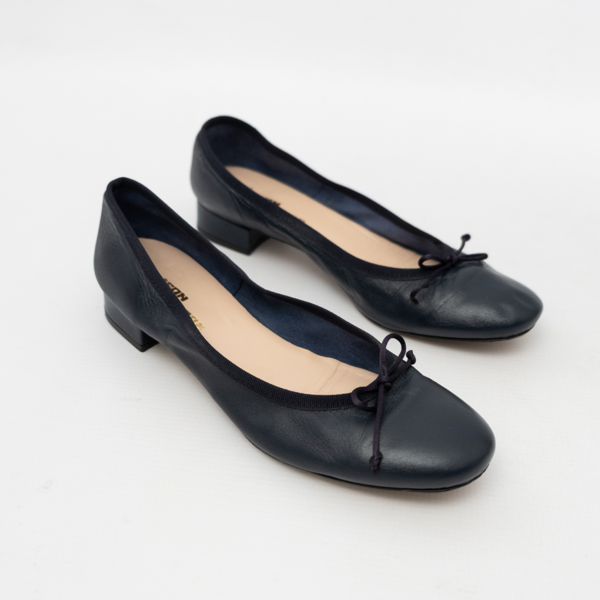 Jean Pierre Italy Vintage Leather Pumps Navy