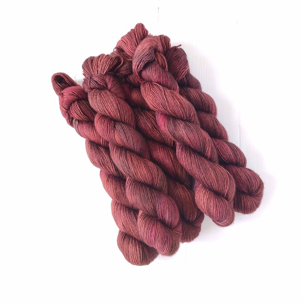 Star Anise is a warm and spicy variegeted 'brown' - shades of spice, chestnut and mahogany combine to create this rich jewel-like tone.
If Fades are your thing: Kalahari, Rooibos Embers, Rustworks, Star Anise and Tin Roof would deliver a punchy combination. (Tin Roof is very close to Star Anise, but incorporates rusty burgundies instead of browns).
Care Instructions: For long term fibre and colour care a gentle, PH neutral detergent (preferably natural/organic) and cold water rinse is recommended. Refrain from excessive wringing. Dry flat, avoiding prolonged exposure to harsh sunlight.