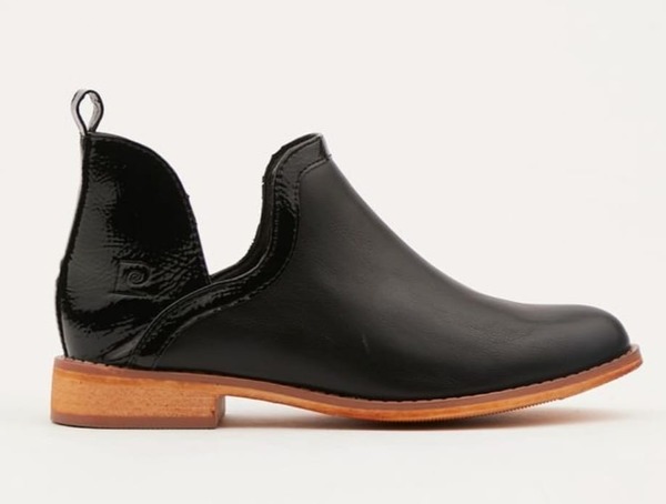 Pierre Cardin ~ Varene ~ Black (Size 5, 7 )