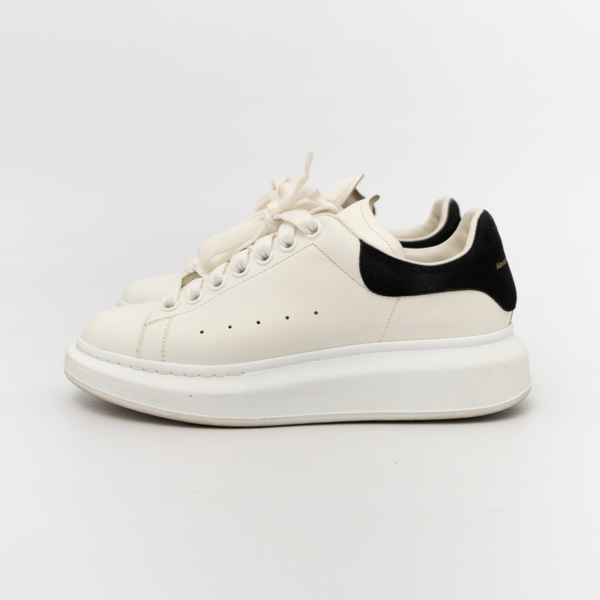 Alexander McQueen Pre-Owned Leather Chunky Sneakers