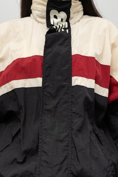 NEW BALANCE Vintage Logo Tech Jacket