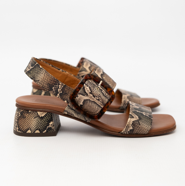 CHIE MIHARA Leather Block Heel Sandals