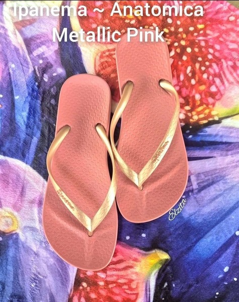 Ipanema ~ Anatomica ~ Metallic Pink (Sizes 3, 4, 5, 6, 7)