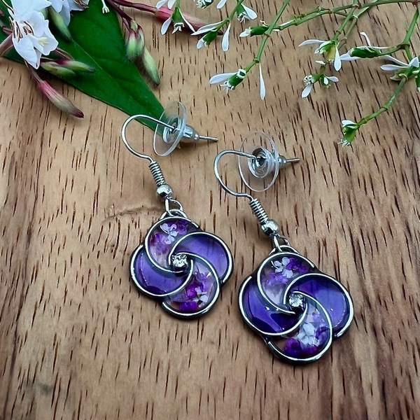 Earrings - Drop floral shaped