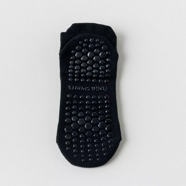 Black Ladies' Breathable Non-Slip Low Cut Indoor Fitness Sock For Yoga and Pilates